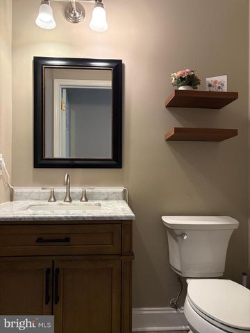 139 COBURN RD, Pennington, NJ 08534
