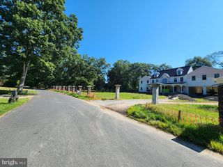 8458 BUSSENIUS RD, Pasadena, MD 21122