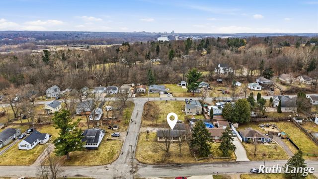 408 Brady Street NW, Comstock Park, MI 49321