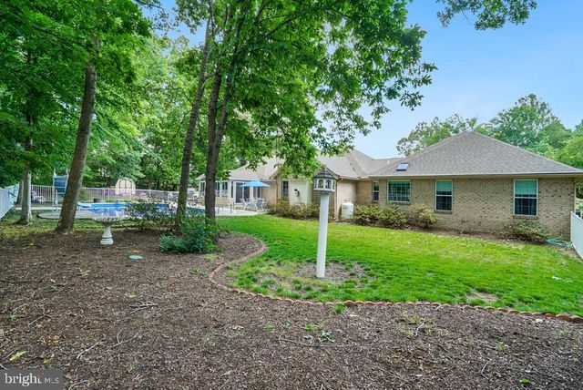 105 CORNWALL CT, La Plata, MD 20646