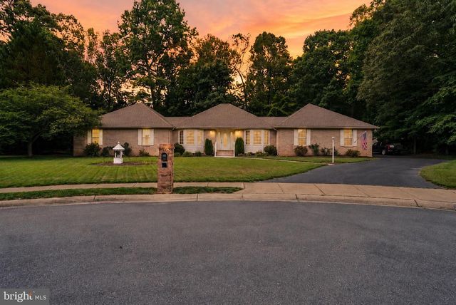 105 CORNWALL CT, La Plata, MD 20646
