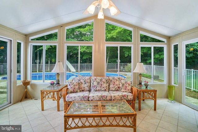 105 CORNWALL CT, La Plata, MD 20646