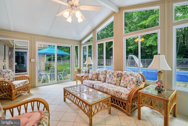105 CORNWALL CT, La Plata, MD 20646
