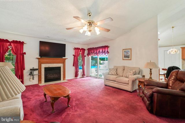 105 CORNWALL CT, La Plata, MD 20646