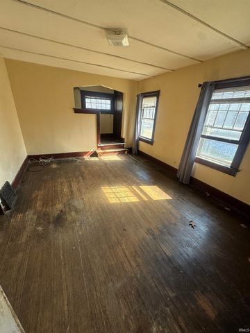 3127 Holton Avenue, Fort Wayne, IN 46806