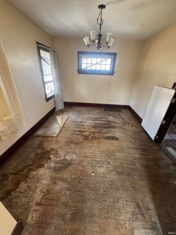 3127 Holton Avenue, Fort Wayne, IN 46806