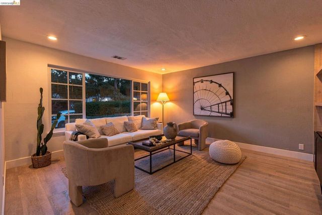509 Junipero St, Pleasanton, CA 94566