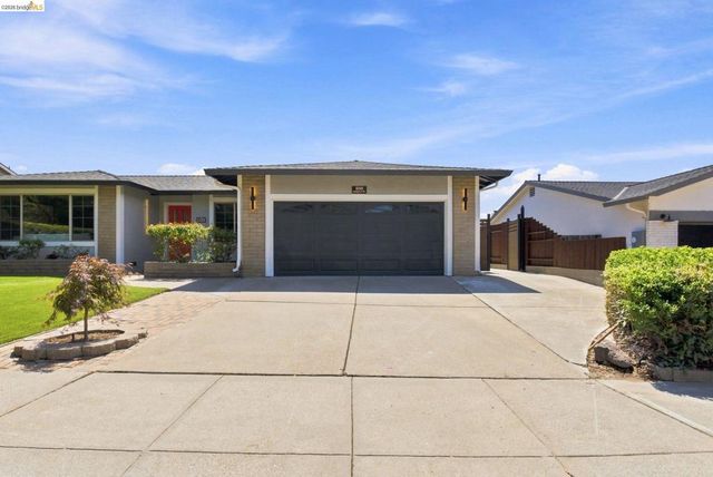 509 Junipero St, Pleasanton, CA 94566
