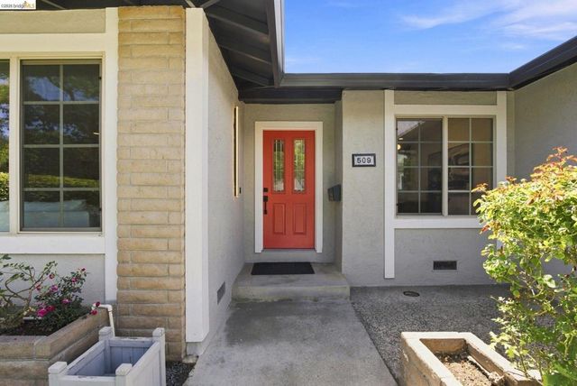 509 Junipero St, Pleasanton, CA 94566