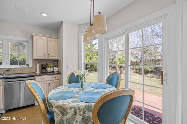 8600 Abbey Glen Way, Wilmington, NC 28411