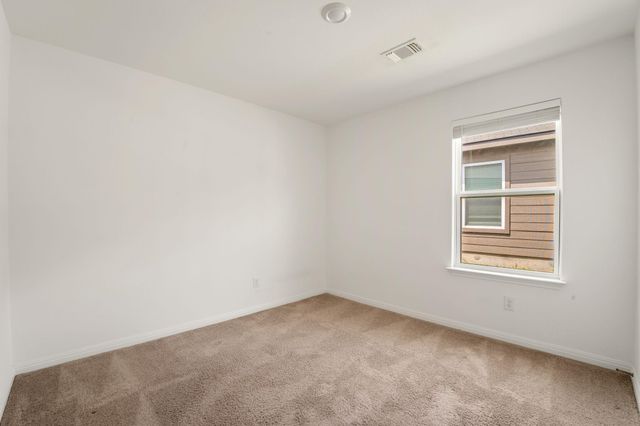 108 Maywood LN, Jarrell, TX 76537