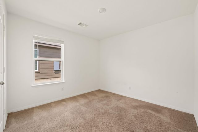 108 Maywood LN, Jarrell, TX 76537