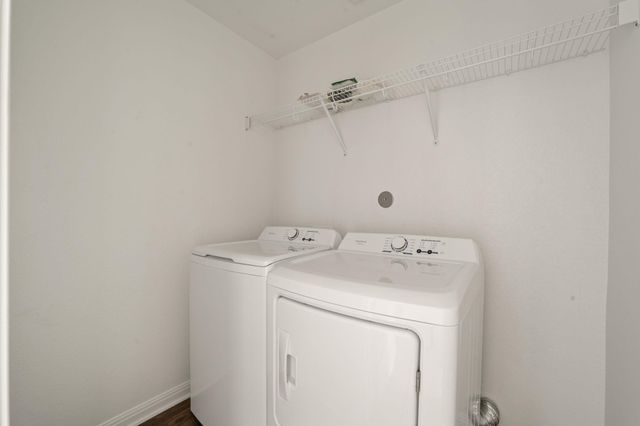 108 Maywood LN, Jarrell, TX 76537