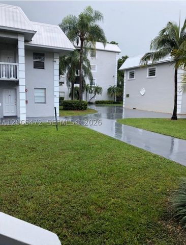 17255 SW 95th Ave D153, Palmetto Bay, FL 33157