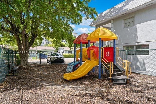 17255 SW 95th Ave D153, Palmetto Bay, FL 33157