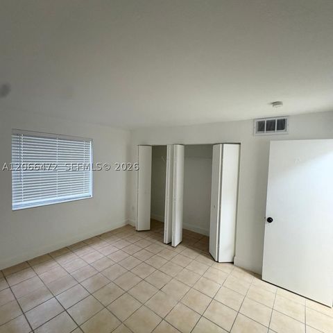 17255 SW 95th Ave D153, Palmetto Bay, FL 33157