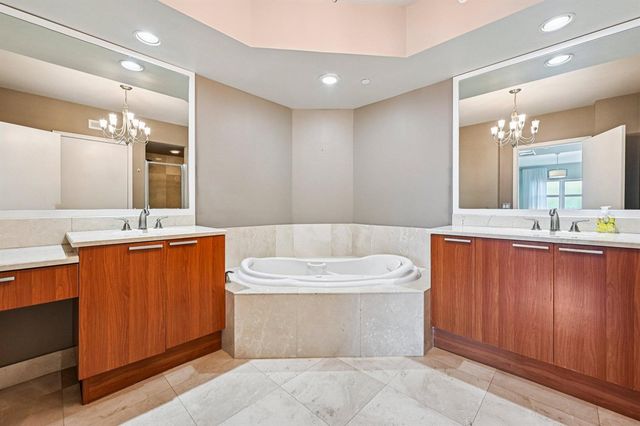 2650 Lake Shore Drive 1006, Riviera Beach, FL 33404