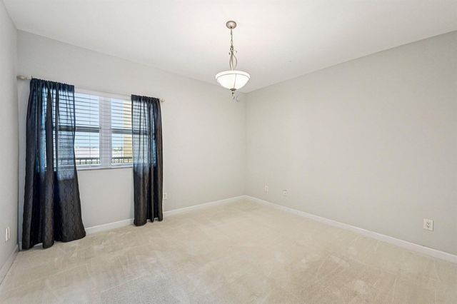 2650 Lake Shore Drive 1006, Riviera Beach, FL 33404