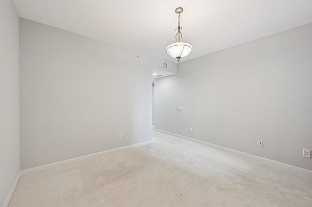 2650 Lake Shore Drive 1006, Riviera Beach, FL 33404