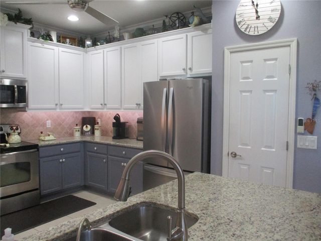 2211 OAKLEY GREEN DRIVE, Sun City Center, FL 33573