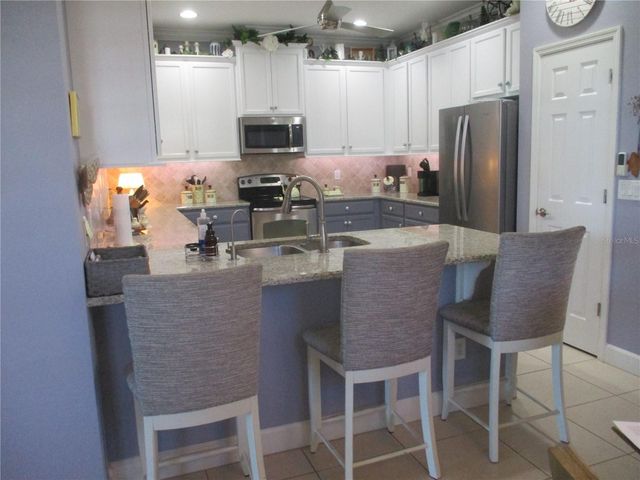 2211 OAKLEY GREEN DRIVE, Sun City Center, FL 33573