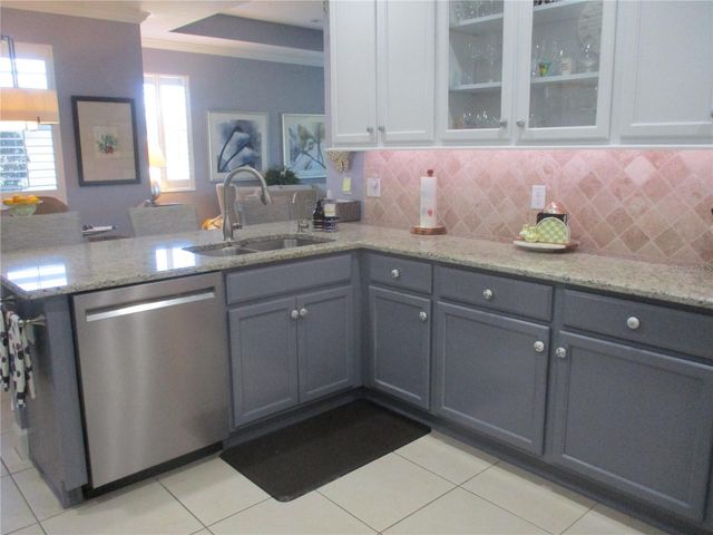 2211 OAKLEY GREEN DRIVE, Sun City Center, FL 33573