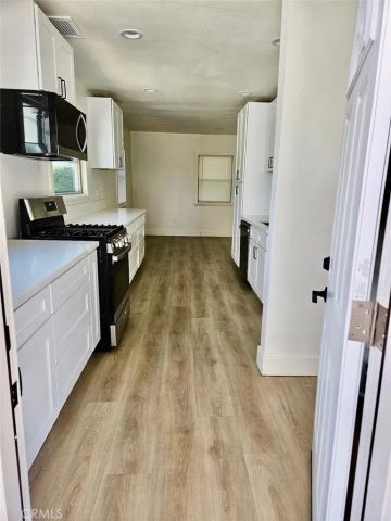 2916 N I, San Bernardino, CA 92405