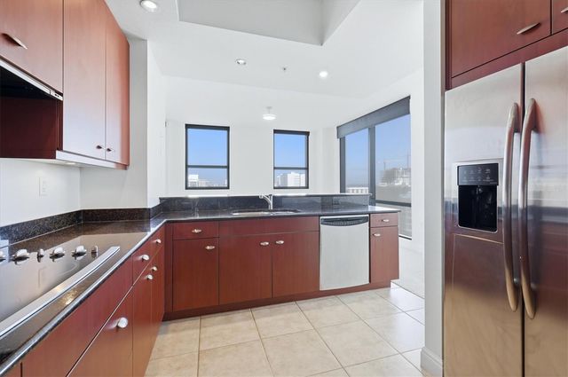 50 CENTRAL AVE 16-C, Sarasota, FL 34236