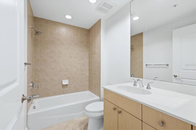 50 CENTRAL AVE 16-C, Sarasota, FL 34236