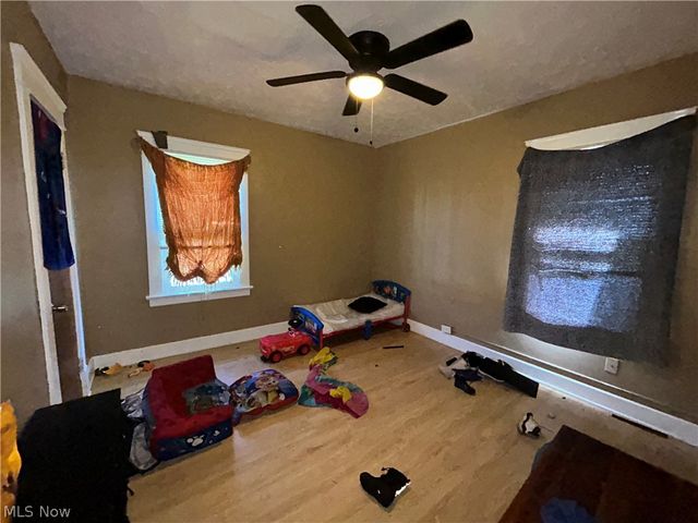 1251 E 143rd Street, East Cleveland, OH 44112