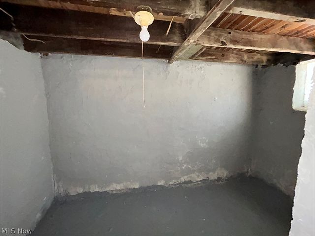 1251 E 143rd Street, East Cleveland, OH 44112