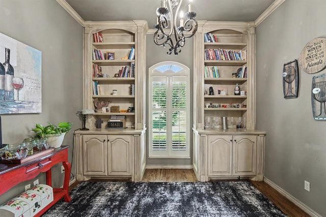 2204 Hanover Lane, Edmond, OK 73034