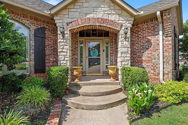 2204 Hanover Lane, Edmond, OK 73034