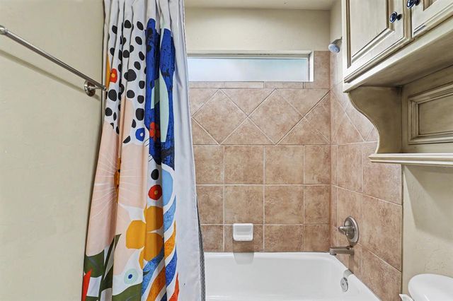 2204 Hanover Lane, Edmond, OK 73034