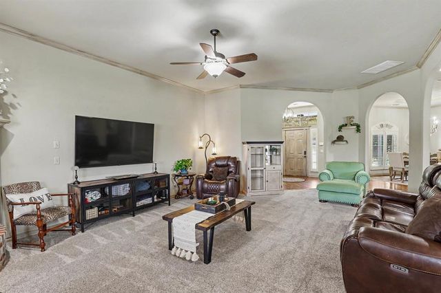 2204 Hanover Lane, Edmond, OK 73034