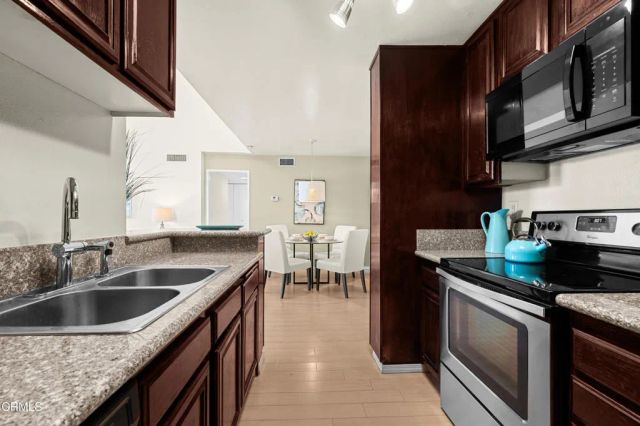 4239 Via Arbolada 308, Los Angeles, CA 90042