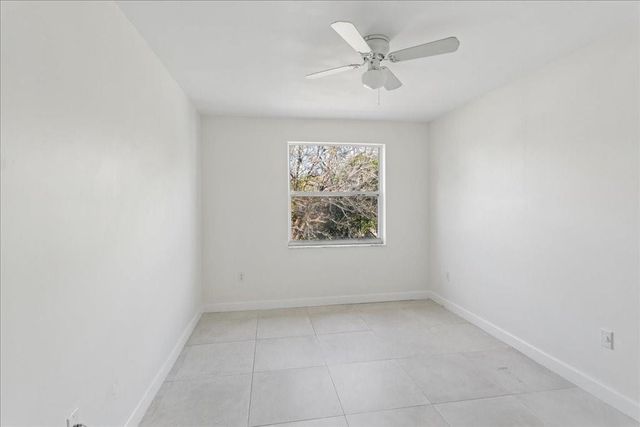 15895 NW 5th Street, Pembroke Pines, FL 33028