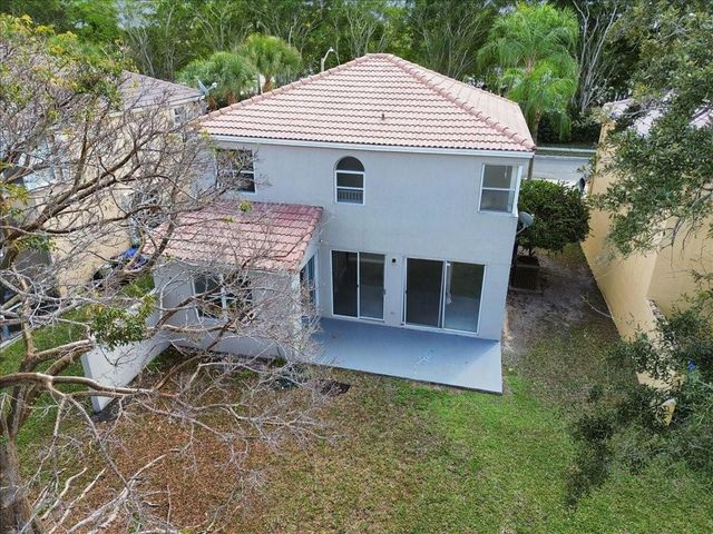 15895 NW 5th Street, Pembroke Pines, FL 33028