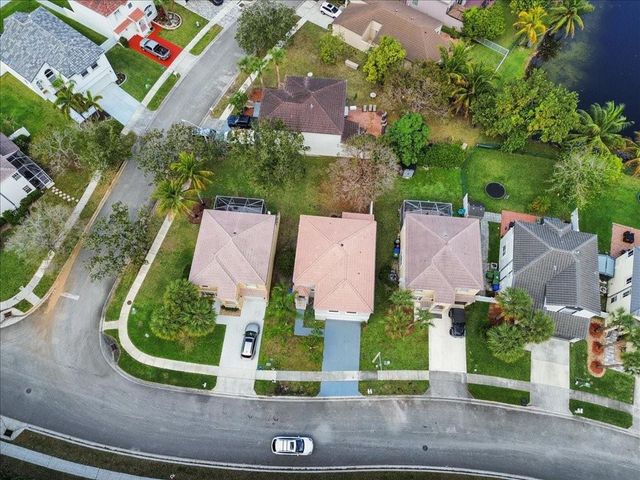 15895 NW 5th Street, Pembroke Pines, FL 33028