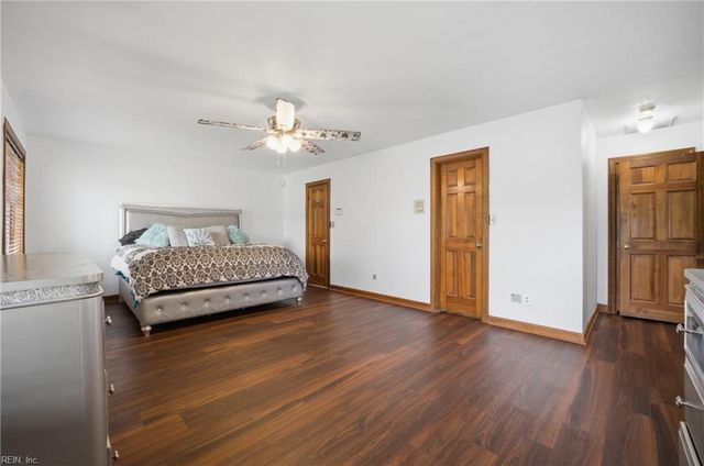 4032 Lakeview DR, Chesapeake, VA 23323