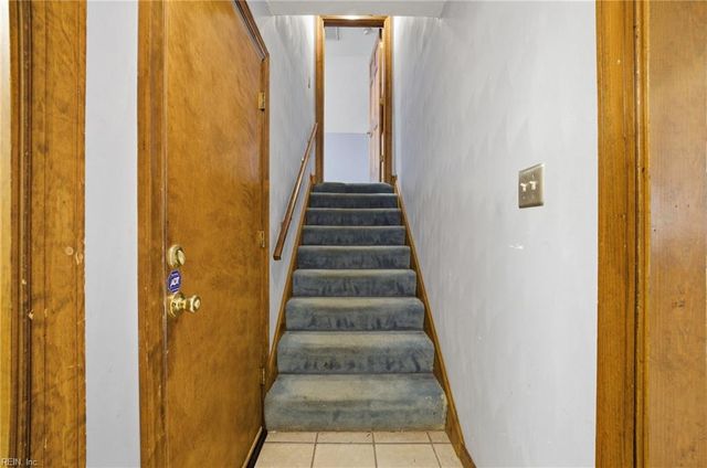 4032 Lakeview DR, Chesapeake, VA 23323