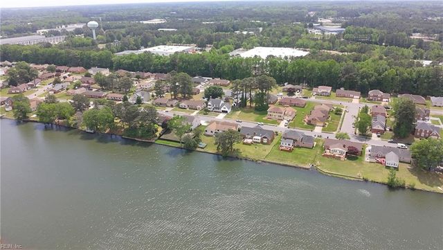 4032 Lakeview DR, Chesapeake, VA 23323