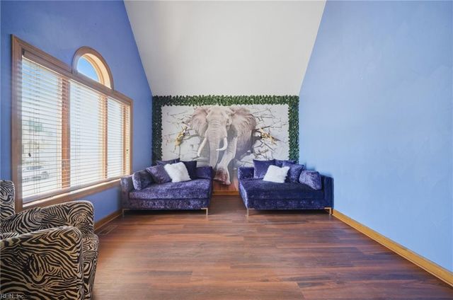 4032 Lakeview DR, Chesapeake, VA 23323