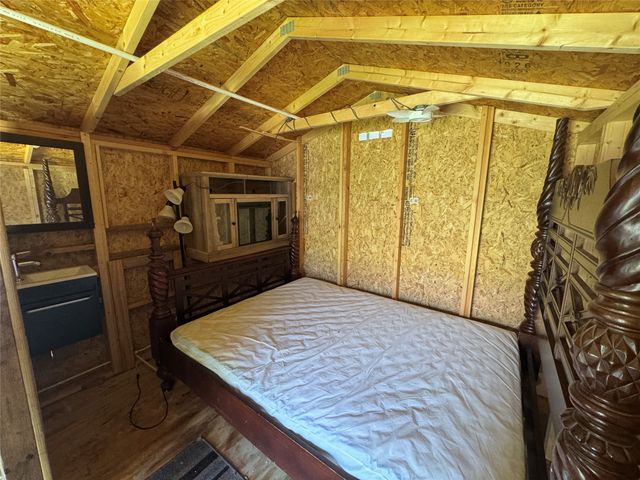 104 Richard Lane, Azle, TX 76020