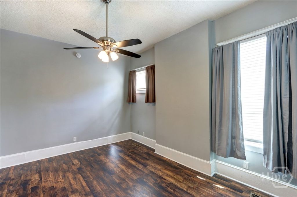 Image 23 of property listing at 510-512 W 39th Street, Savannah, GA 31415
