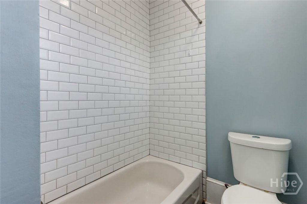 Image 28 of property listing at 510-512 W 39th Street, Savannah, GA 31415