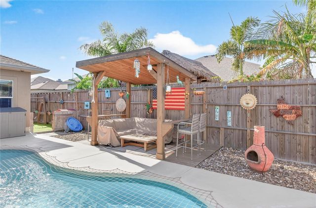 14133 PALO SECO Dr, Corpus Christi, TX 78418