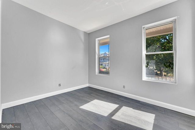 609 BRUNSWICK AVE, Trenton, NJ 08638