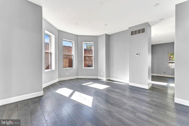 609 BRUNSWICK AVE, Trenton, NJ 08638