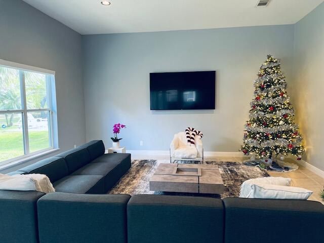 8204 Kiawah Trace, Port St. Lucie, Port St Lucie, FL 34986